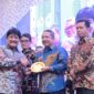 Penghargaan dari Ditjen Pengendalian dan Penertiban Tanah dan Ruang Kementerian ATR/BPN tersebut diserahkan oleh Direktur Jenderal Tata Ruang, Gabriel Triwibawa kepada Wali Kota Bandung, Yana Mulyana di Hotel Le Meridien Jakarta, Senin 12 Desember 2022.