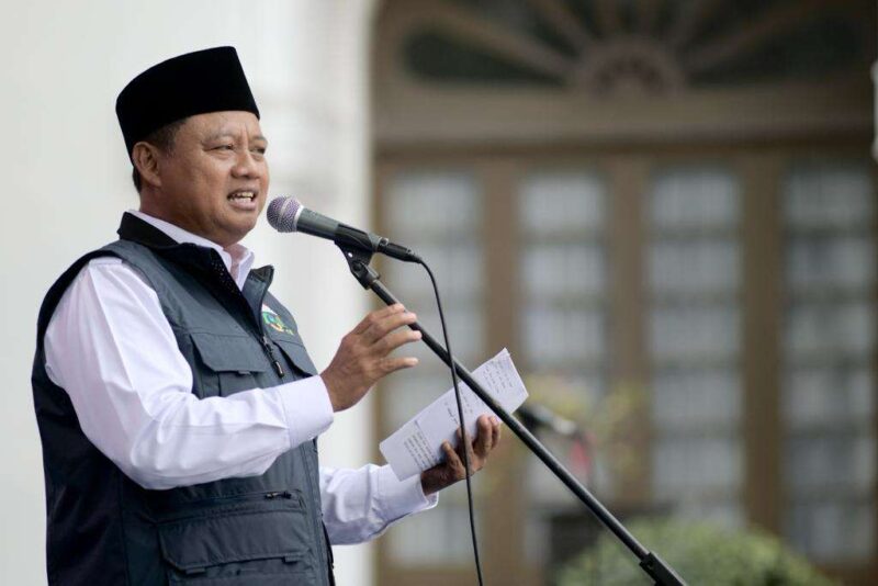 Wagub Jabar Uu Ruzhanul : untuk menurunkan angka Stunting Kolaborasi juga dibutuhkan, termasuk dengan seluruh sendi-sendi dan komunitas lain yang ada di daerah karena para bupati dan wali kota yang tahu situasi dan kondisi di daerah masing-masing,