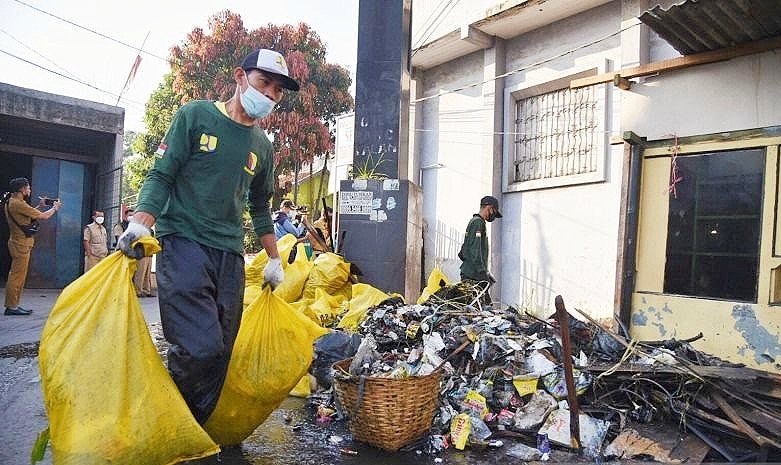 Foto Ilustrasi - Salah satu Tempat Pelelolaan Sampah TPS 3R di Kabupaten Bandung. Rasio setiap orang menghasilkan 0,5 kilogram sampah per hari, maka setiap hari sampah yang dihasilkan di Kabupaten Bandung sebanyak 1.280 ton.