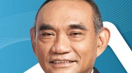 Inna lillahi wa inna ilaihi rojiuun Telah meninggal dunia Bapak M Ikbal Nur Direktur Utama PT Geo Dipa Energi (Persero) Pada Jumat, 16 Desember 2022 pukul 19.50
di RS Mayapada, Jakarta.Rumah Duka:Jl. Kemandoran VIII Komp P&K no.9 rt 006 rw 011, kel kebayoran lama, jakarta selatan.Dan akan disemayamkan di : Tanah Kusir (tentatif) Tanggal: 17 Desember 2022 Pukul: 08.00 WIB.Kami segenap Keluarga dan seluruh Insan Geo Dipa memohon agar segala kesalahan beliau selama hidup dapat dimaafkan, serta memohon doa agar seluruh dosanya diampuni oleh Allah. Amin. Atas perhatiannya kami ucapkan terimakasih,” jelas pengumuman yang disebarkan di WAG, Jumat (16/12/2022).