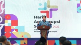 Wakil Ketua KPK Johanis Tanak memberi sambutan dalam seminar nasional 