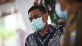 Tedy Rusmawan mendorong sosialisasi dan edukasi kepada masyarakat tentang Penegakan Perda tentang reklame di Kota Bandung. senin (5/12/22)