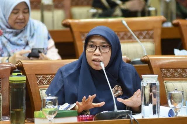 Anggota Komisi IX DPR RI Netty Prasetiyani Aher meminta Badan Perlindungan Pekerja Migran Indonesia (BP2MI) untuk turun tangan mengusut terkait dugaan adanya pemberangkatan PMI non-prosedural melalui Pelabuhan Batam Centre. 