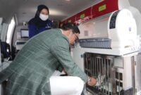 Bersamaan dengan penyerahan apresiasi dari Insan Peternakan Jabar kepada Pemda Provinsi Jawa Barat , Gubernur Ridwan Kamil meluncurkan Mobil Pelayanan Veteriner (Moyanvet) untuk membantu para peternak dalam pelayanan kesehatan hewan di wilayah terpencil. Sabtu (31/12/2022).