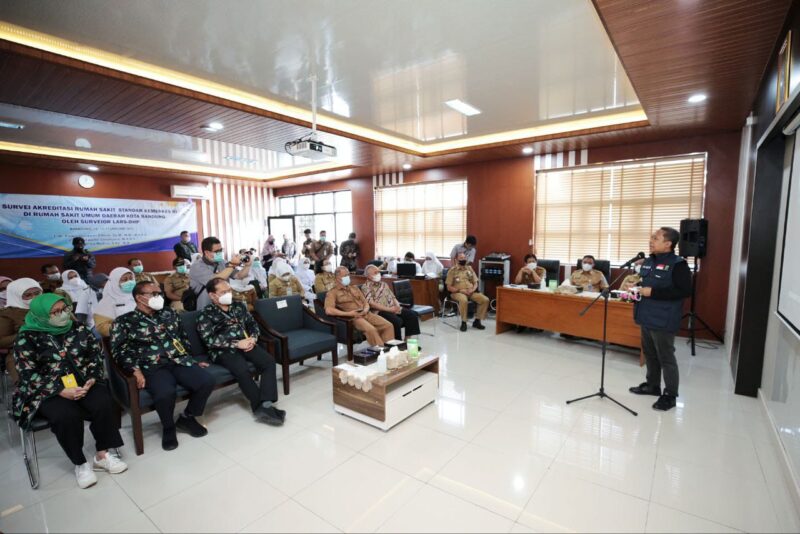 Wali Kota Bandung, Yana Mulyana Pemerintah Kota (Pemkot) Bandung gelontorkan dana sebesar Rp516 miliar untuk pembangunan RSUD Kota Bandung demi meningkatkan pelayanan kesehatan masyarakat. Bandung 16 Januari 2023