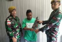 Satgas Satuan Organik Maluku Utara Yonarhanud 3/YBY menerima penyerahan senjata dan munisi dari masyarakat Maluku Utara, Senin (16/01/2023).