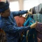 Wakil Bupati Bandung H Sahrul Gunawan mengunjungi stand pameran sarung Majalaya pada acara Road to festival Sarung Majalaya 2nd tahun 2023 di Satpel Peng Industri Pertekstilan Bandung Jl Raya Rancaekek - Majalaya Solokan jeruk Kabupaten Bandung. Selasa 17 Januari 2023.