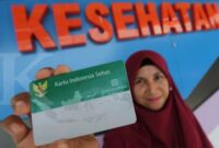 Pemerintah menaikkan biaya pelayanan kesehatan bagi peserta Jaminan Kesehatan Nasional (JKN) di fasilitas kesehatan (faskes) BPJS Kesehatan mulai awal tahun 2023. Apakah iuran BPJS Kesehatan 2023 juga akan naik?