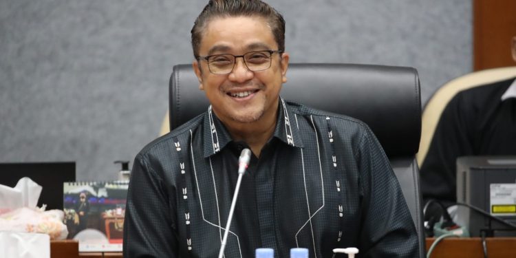 Terkait 36 anak ditahan otoritas Malaysia Dede  Yusuf akan segera memanggil Kemendikbud Ristek. Pihaknya juga akan koordinasi dengan Komisi I DPR yang menjadi mitra Kementerian Luar Negeri.