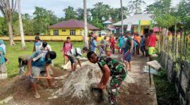 Bareng warga Satgas Pamrahwan Maluku Utara Yonarhanud 3/YBY Bangun Jalan Menuju Puskesmas