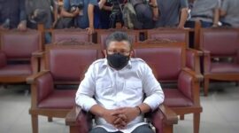 Eks Kadiv Propam Polri Ferdy Sambo saat menjalani sidang vonis terkait pembunuhan Brigadir N Yosua Hutabarat