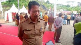Kepala Disperindag KBB, Ricky Riyadi : operasi pasar murah di sembilan kecamatan yang ada di Kabupaten Bandung Barat selama bulan ramadhan, dilakukan untuk membantu masyarakat yang kurang mampu dalam mendapatkan sembako dengan harga murah. Ngamprah - selasa (22/3/2023)