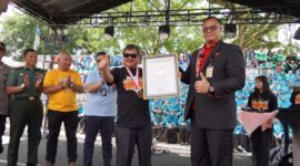 Kabupaten Garut meraih penghargaan Museum Rekor Dunia Indonesia (MURI) yaitu Sajian Baso Aci Terbanyak. Penghargaan ini diterima secara langsung oleh Bupati Garut, Rudy Gunawan dalam kegiatan Festival Baso Aci Garut Tahun 2023 yang dilaksanakan di Alun-alun Garut, Kecamatan Garut Kota, Kabupaten Garut (18/3/2023