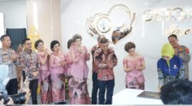 Ketua TP PKK Jawa Barat Atalia Praratya meresmikan Oetomo Hospital yang berlokasi di Lengkong Kecamatan Bojongsoang Kabupaten Bandung, selasa 7 Maret 2023.