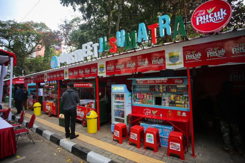 Pemerintah Kota Bandung resmi memperkenalkan Food Street sebagai wajah baru Pedagang Kaki Lima (PKL) Jalan Sumatera, Selasa 11 April 2023.