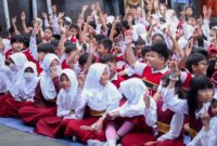 Ema Sumarna : Kepala sekolah harus mengintensifkan pengawasan terhadap seluruh warga sekolah dan kondisi lingkungannya.