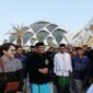 Saat Gubernur Jawa Barat, Ridwan Kamil mengajak Ustaz Abdul Somad (UAS) untuk berkeliling di Masjid Al Jabbar. Kota Bandung, Minggu (18/6/2023).