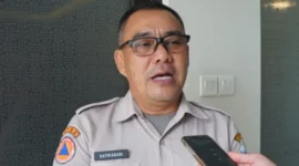 Kepala Pelaksana BPBD Kabupaten Garut Satria Budi : Pemerintah Kabupaten Garut, Jawa Barat, menyiapkan kendaraan tangki untuk mendistribusikan air bersih ke daerah pemukiman penduduk yang dilanda kekeringan untuk kebutuhan sehari-hari saat musim kemarau.Jumat (28/7/23)