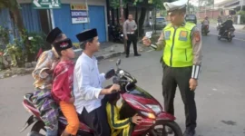 Kepolisian Daerah Jawa Barat melakukan penindakan terhadap 10.961 orang pelanggar lalu lintas, baik pengendara kendaraan roda dua maupun roda empat, sejak kebijakan tilang manual kembali diberlakukan pada Juni 2023.