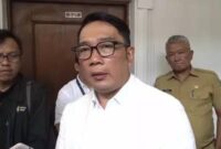 Gubernur Jawa Barat Ridwan Kamil menjelaskan, ribuan calon siswa tersebut dicoret karena curang.

Salah satunya adalah para peserta mengubah domisili di kartu keluarga.