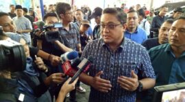 Wakil Ketua Komisi X DPR RI, Dede Yusuf, menanggapi saran dari Wali Kota Bogor, Bima Arya, terkait adanya indikasi manipulasi dalam Penerimaan Peserta Didik Baru (PPDB) 2023 melalui jalur zonasi.