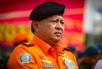 Komisi Pemberantasan Korupsi (KPK) melimpahkan Kepala Basarnas  RI periode 2021-2023, Marsekal Madya (Marsdya) Henri Alfiandi dan Koordinator Administrasi Kepala Basarnas Letkol Adm, Afri Budi Cahyanto ke Puspom Mabes TNI setelah menetapkan keduanya sebagai tersangka dalam kasus dugaan suap.