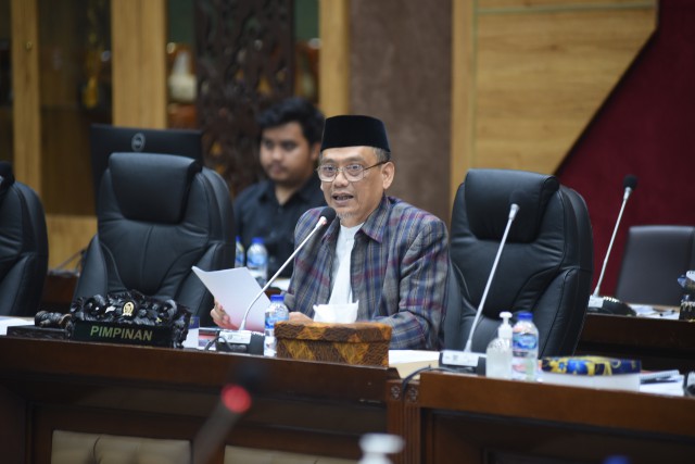 Wakil Ketua Komisi X DPR RI Abdul Fikri Faqih mendorong Kementerian Pendidikan Kebudayaan Riset dan Teknologi (Kemendikbudristek) merumuskan Rencana Induk Pendidikan hingga 15-25 tahun mendatang guna memenuhi amanat konstitusi. Urgensi ini muncul sebagai bentuk kepedulian segenap pemerintah melindungi generasi bangsa dari segala bentuk kekerasan. Selasa (1/8/2023).