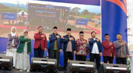 Kepala Kepolisian Republik Indonesia (Kapolri) Jenderal Listyo Sigit Prabowo menghadiri acara Jambore Nasional Pelajar dan Mahasiswa Persatuan Islam (Persis) di Bumi Perkemahan Kiarapayung, Kecamatan Sukasari, Sumedang, Kamis (3/8/2023).