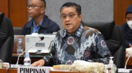 Melihat kompleksnya persoalan penerimaan siswa baru, Wakil Ketua Komisi X DPR Dede Yusuf mempertimbangkan membentuk Panitia Kerja Penerimaan Peserta Didik Baru (PPDB). Panja ini, jelas Dede, menjadi bentuk upaya DPR untuk bekerja menangani banyaknya laporan temuan pelanggaran yang dilakukan sejumlah oknum selama penyelenggaraan PPDB. Jakarta, Selasa (26/7/2023).