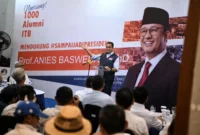 Bacapres Anies Baswedan saat memberikan pemaparan di acara ngariung 1000 alumni ITB, minggu (1/10/2023)