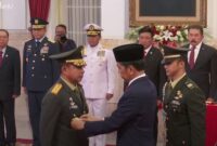 Momen Jenderal Agus Subiyanto dilantik jadi Panglima TNI oleh Presiden Joko Widodo (Foto: Muchlis Jr - Biro Pers Sekretariat Presiden)