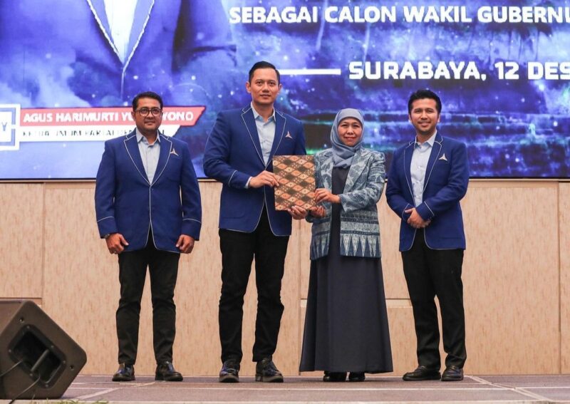 Foto: Demokrat resmi usung Khofifah dan Emil Dardak maju di Pilgub 2024 (Foto Humas DPP Demokrat)