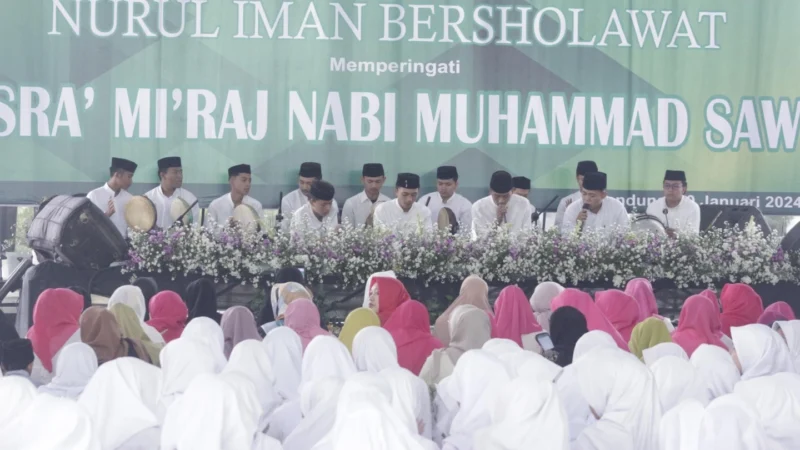 Peringatan isra mi'raj Nabi muhammad Saw di Yayasan Pondok Pesantren (YPP) Nurul Iman Kota Bandung. Selasa (30/01/2023)