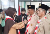 Ketua Kwarcab Kabupaten Bandung HJ. EMMA DETTY PERMANAWATI, S.Pd.I., M.M. Melantik Majlis Pembimbing dan Lembaga Pemeriksa Keuangan Kwartir Ranting Nagreg dan Kwartir Ranting Arjasari. Jumat (26/4/2024).