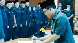 Bupati Bandung Dr. H. M. Dadang Supriatna S. Up. M. S 