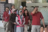 Kejaksaan Agung (Kejagung) menetapkan enam orang mantan petinggi UBPP LM PT Antam Tbk sebagai tersangka kasus dugaan korupsi komoditi emas. (Merdeka.com)