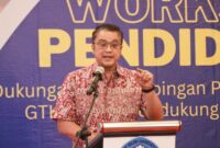 Wakil Ketua Komisi X DPR RI Dede Yusuf “Jangan samakan guru dengan Ojol, ojek online. Besar kecilnya salary yang diterima berdasarkan banyak sedikitnya tarikan,” 