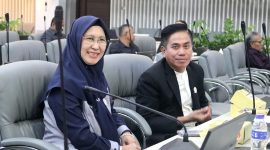 Ketua Fraksi Partai Demokrat DPRD Jabar dr. Ratnawati