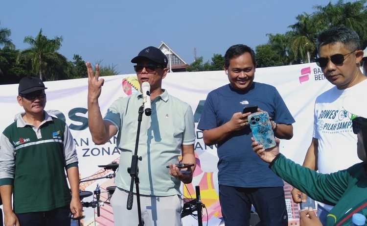 Sekretaris Daerah Kabupaten Bandung Cakra Amiyana Persetujuan Bangunan Gedung (PBG) sebagai salah satu instrumen penting dalam konstruksi bangunan