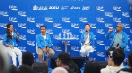 konferensi pers POCARI SWEAT Run Indonesia 2025 yang diselenggarakan di Gedung Sate, Kota Bandung: Bey Machmudin, Penjabat (Pj) Gubernur Jawa Barat; Muhammad Farhan (Walikota Bandung terpilih); dan Puspita Winawati, Marketing Director PT Amerta Indah Otsuka. ( Foto Andika_IBN)