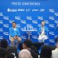 konferensi pers POCARI SWEAT Run Indonesia 2025 yang diselenggarakan di Gedung Sate, Kota Bandung: Bey Machmudin, Penjabat (Pj) Gubernur Jawa Barat; Muhammad Farhan (Walikota Bandung terpilih); dan Puspita Winawati, Marketing Director PT Amerta Indah Otsuka. ( Foto Andika_IBN)
