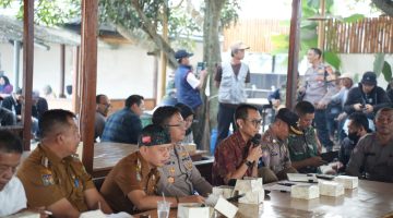 Pembangunan Pipanisasi SPAM ditolak, Perumda Tirta Raharja Gelar Pertemuan Dengan Paguyuban Rahayu