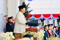Presiden Prabowo Subianto untuk pertama kalinya membaca teks proklamasi,