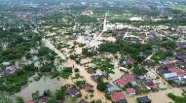 Pemprov Sumbar Tetapkan Status Tanggap Darurat Bencana 25 November–8 Desember 2025, 13 Daerah Terdampak Cuaca Ekstrem (Foto Jawapos.com)