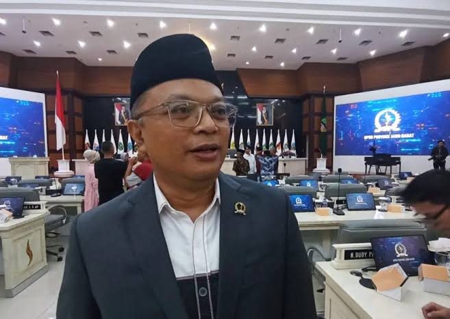Anggota Komisi V DPRD Provinsi Jawa Barat, Zaini Shofari