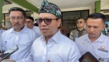 Bupati Bandung Dadang Supriatna