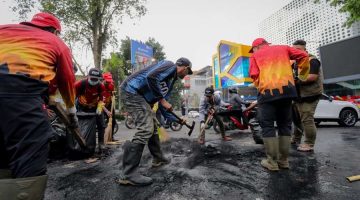 Percantik Koridor Wisata, Pemkot Bandung Benahi 17 Ruas Jalan dan Trotoar Sepanjang 2026