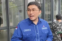 KASUS BGN - Kepala Badan Komunikasi Strategis (Bakomstra) Partai Demokrat Herzaky Mahendra Putra. Ia memberikan klarifikasi soal kasus di BGN. 