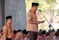 Kak Dadang Supriatna selaku Mabicab Gerakan Pramuka Kabupaten Bandung pada HUT Paramuka ke-65 Tingkat KAbupaten Bandung. Soreang, Senin (24/08/2026)