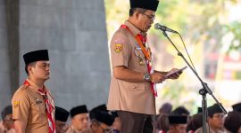 Kak Dadang Supriatna selaku Mabicab Gerakan Pramuka Kabupaten Bandung pada HUT Paramuka ke-65 Tingkat KAbupaten Bandung. Soreang, Senin (24/08/2026)
